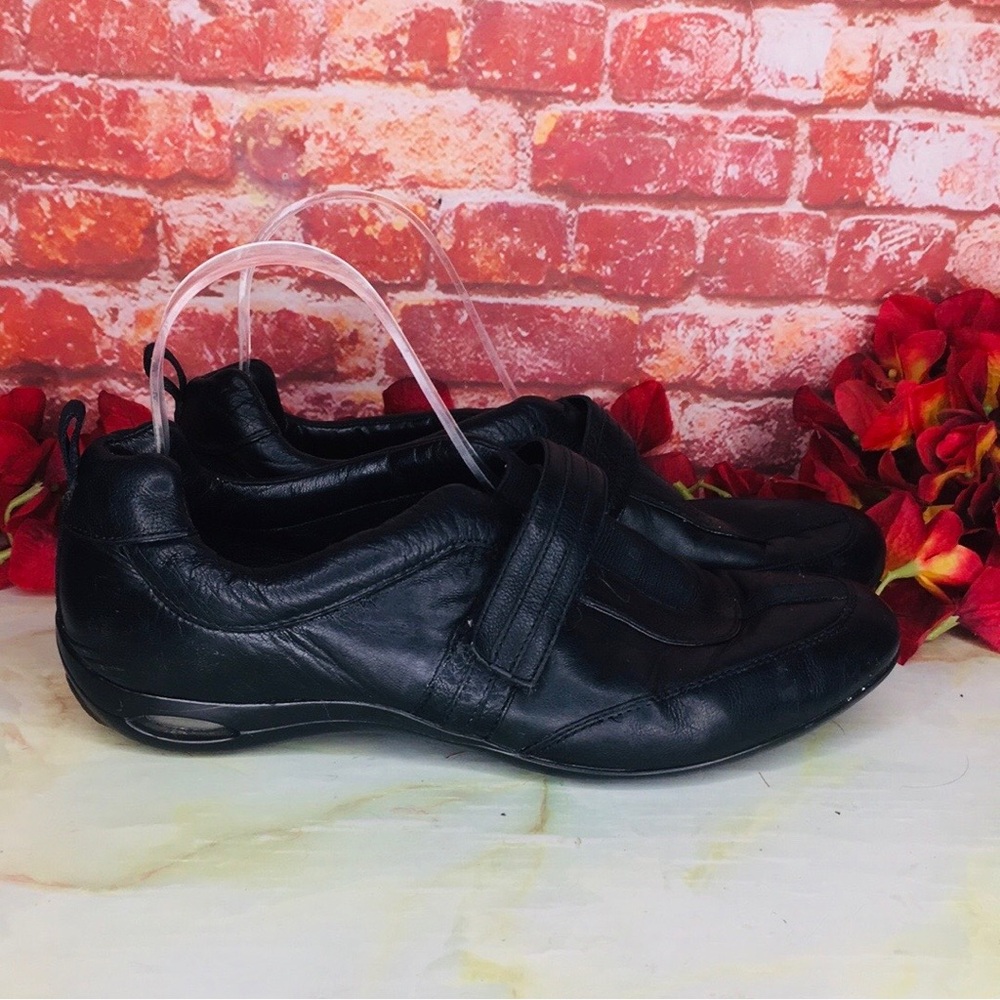 Black Leather Women's Shoes